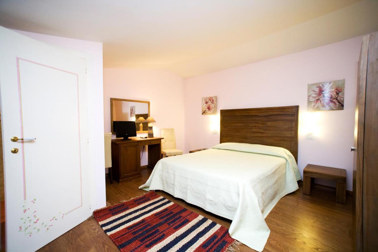 Il Baio Relais & Natural Spa Camporoppolo Kültér fotó